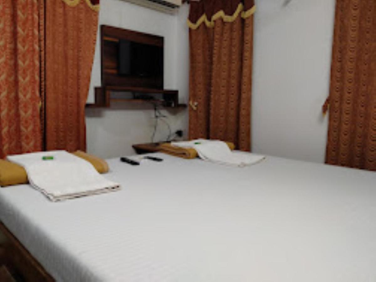 Blue Sea Beach Resort Malvan Exterior photo